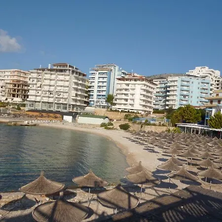 Holiday * Sarandë